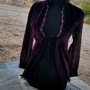 Ladies Velvet top